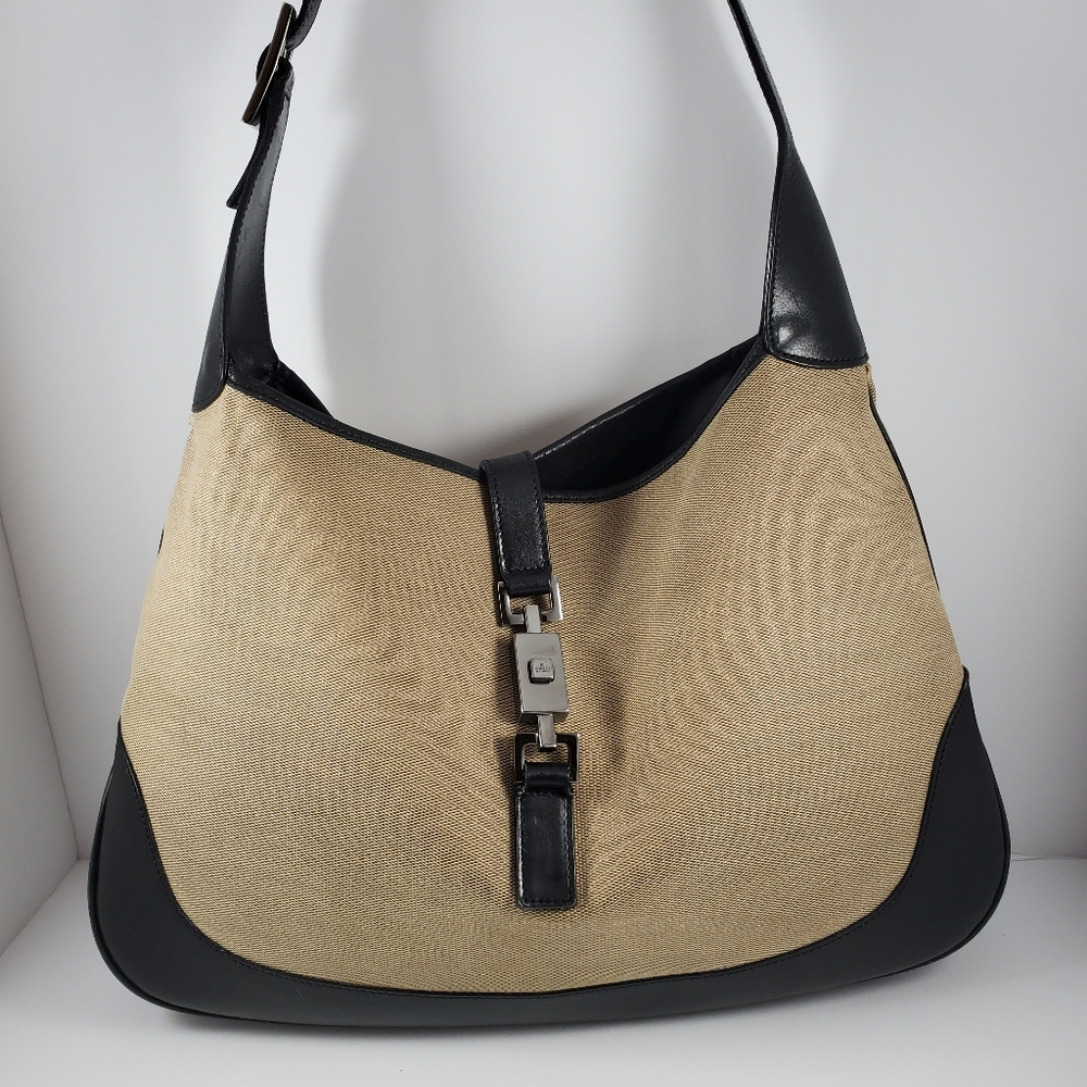 GUCCI - AUTHENTICATED VINTAGE GUCCI JACKIE HOBO